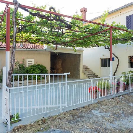 Holiday Home Urlovic 그루다 외부 사진