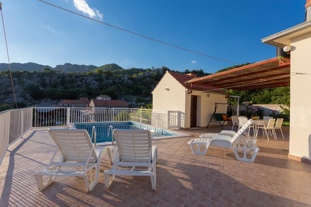 Holiday Home Urlovic 그루다 외부 사진