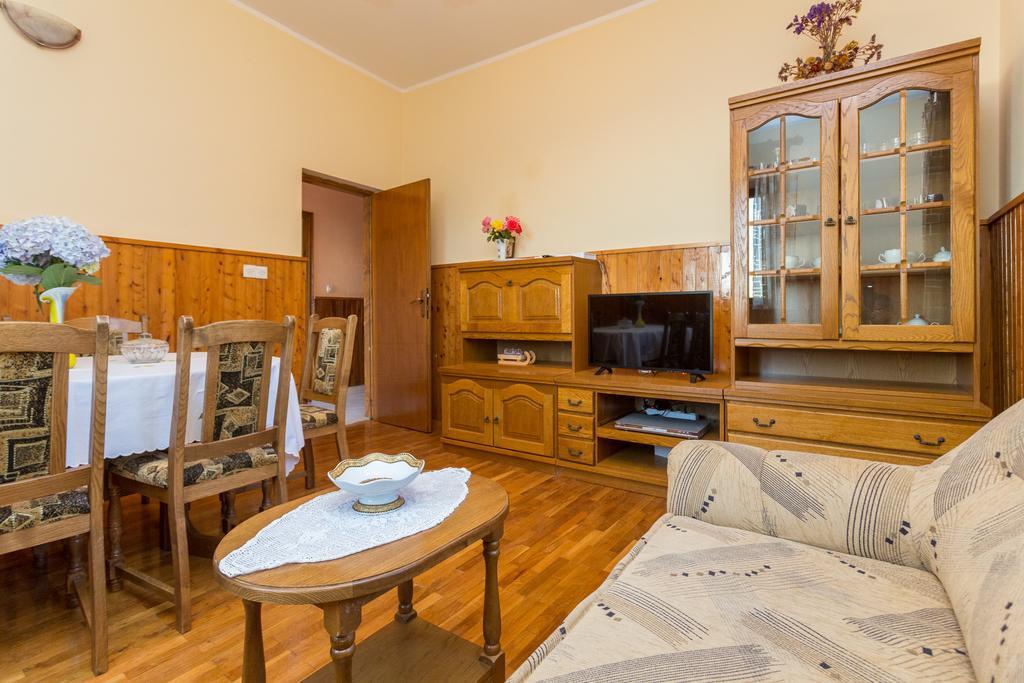 Holiday Home Urlovic 그루다 외부 사진